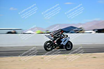media/Mar-25-2024-Moto Forza (Mon) [[8d4319bd68]]/3-Intermediate Group/Session 4 (Front Straight Speed Pans)/